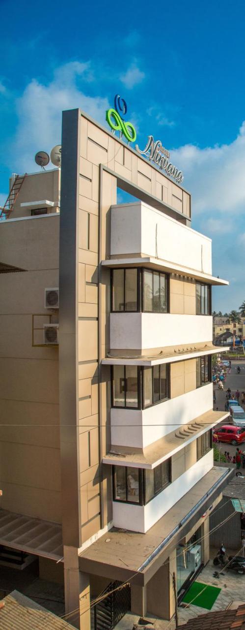 Hotel Nirvana Alībāg Dış mekan fotoğraf